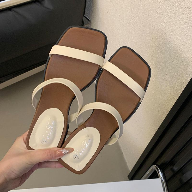 Fashion Female Summer Beach Slides Women Flats Slippers Shoes Sandals Fashion Thick Soled Footwear Ladies Slippers Shoes