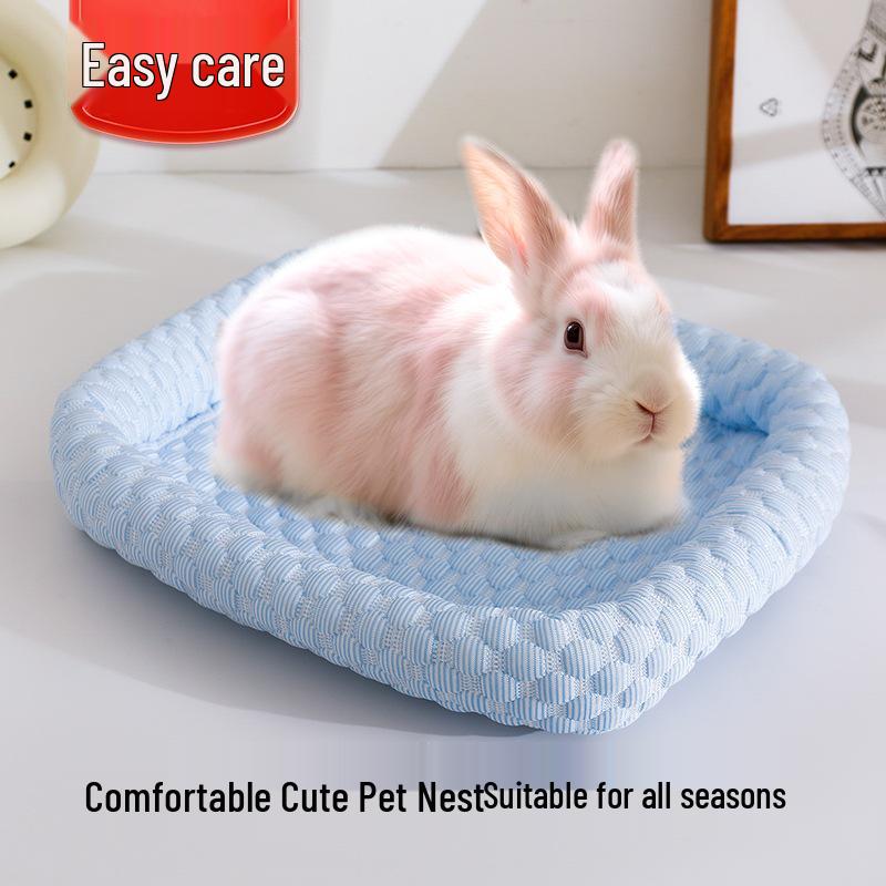 Guinea Pig & Hamster Cooling Mat - Rattan Woven Nest for Small Pets