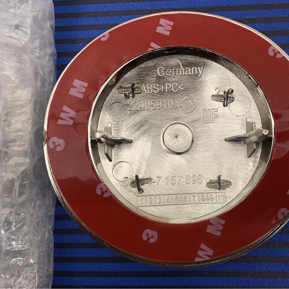 X5E70 Zadní znak víka zavazadlového prostoru Modro/Bílý odznak 51147157696