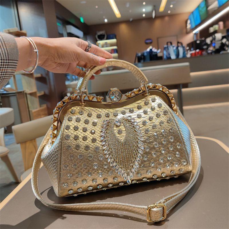 2025 Nieuwe Stijl Veelzijdige Grote Capaciteit Handtas Kussen Mode Enkele Schouder Crossbody Tas