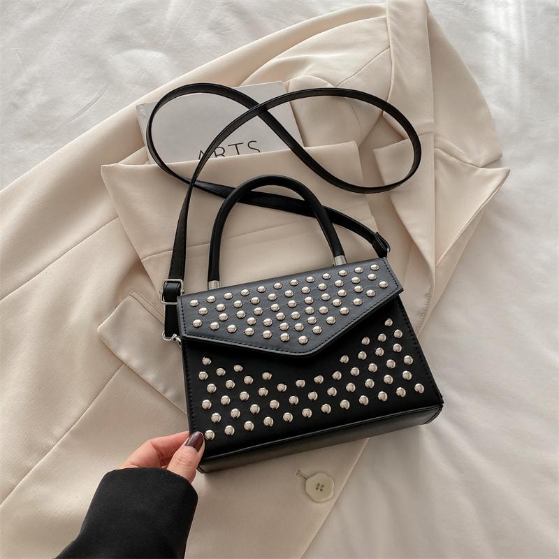 

Designer Rivet Crossbody Bag With Short Handle Handbag Fashion Mini Small Phone Bag Purse Solid Pu Leather Ladies Shoulder Bags 30cm)) чёрный