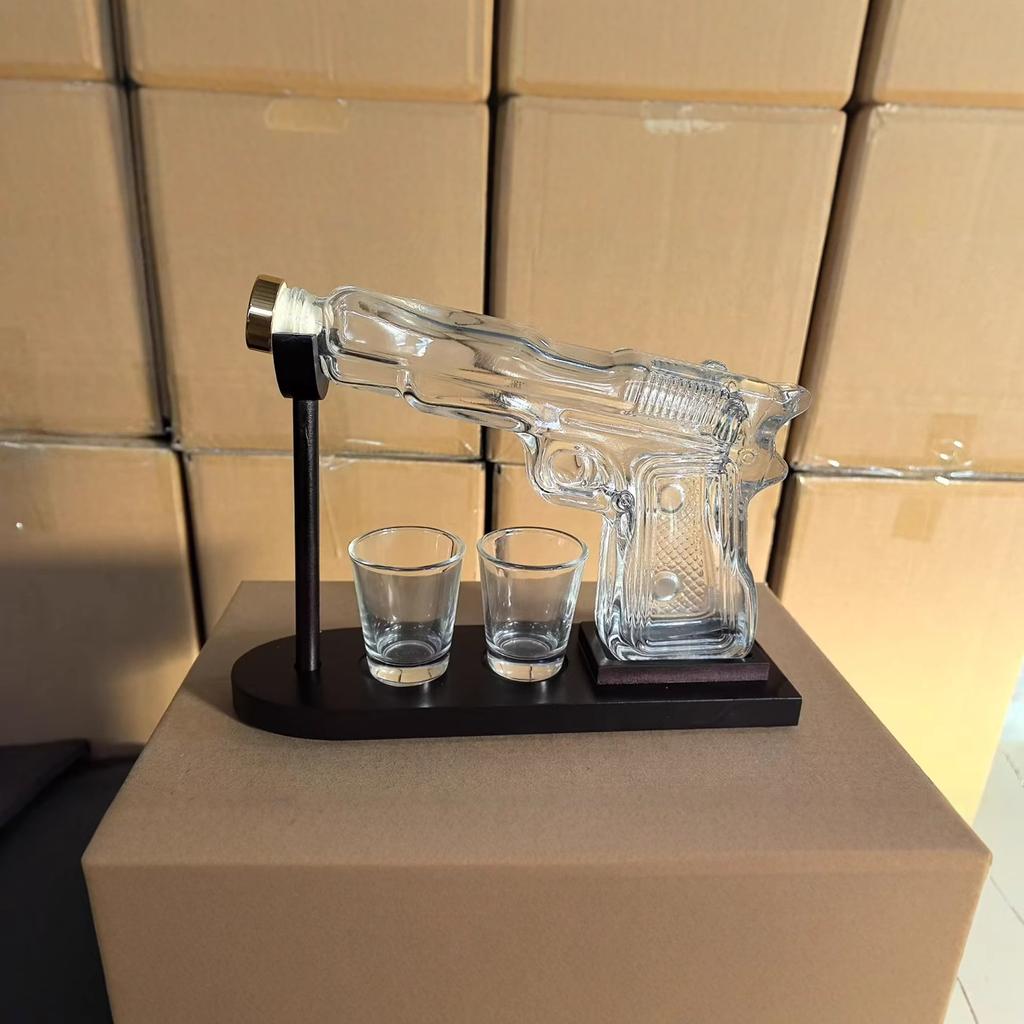 Pistol Shape Whiskey Decanter Set with 2 Shot Glasses – Novelty Gun Liquor Dispenser for Bar, Man Cave, Groomsmen Gift