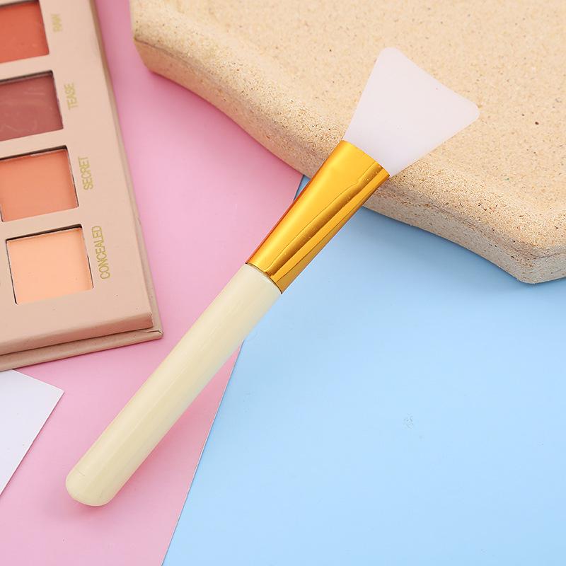 

Silicone Mask Applicator Brush - Soft Head for Applying Mud Masks