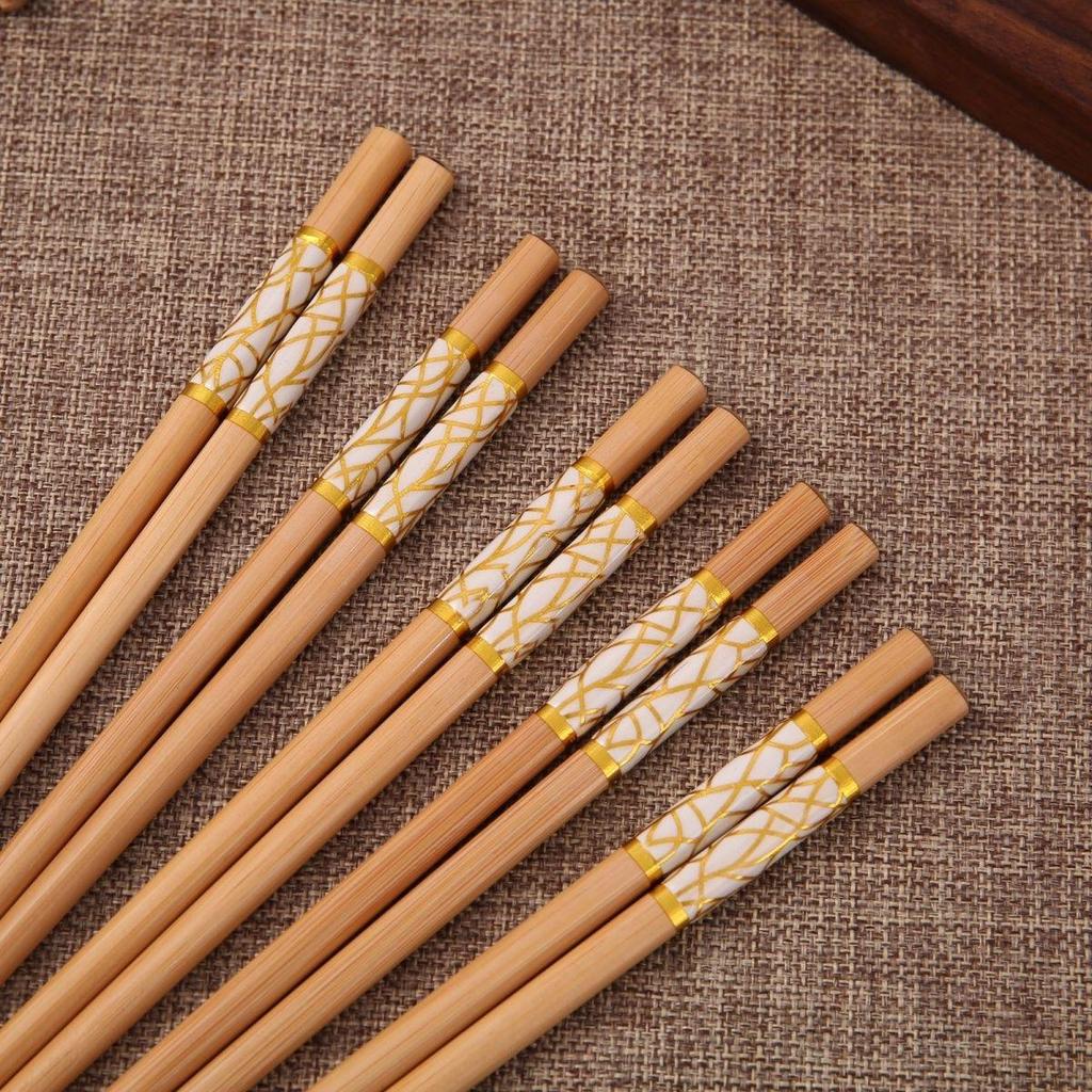High-Grade Single-Use Anti-Slip Bamboo Chopsticks - Mildew-Resistant, Eco-Friendly, Color-Coded Chinese Style