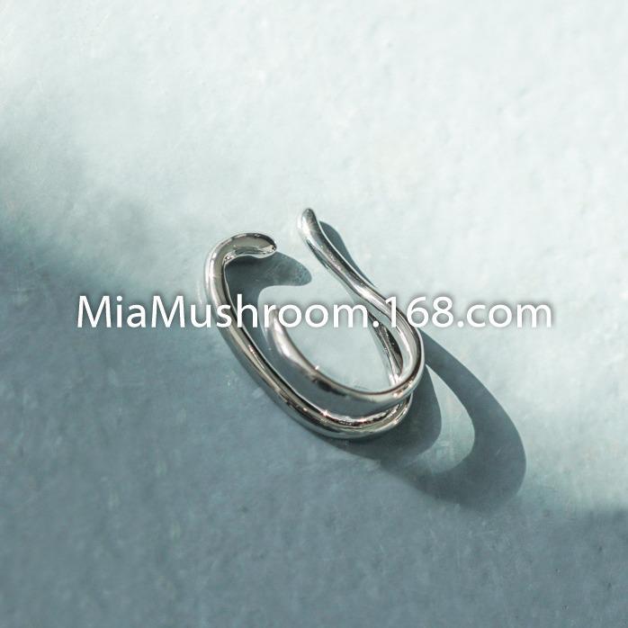 Japanese Matte Metal Line Ear Cuff - Distressed Wind Design for Women (No Piercing Needed)
