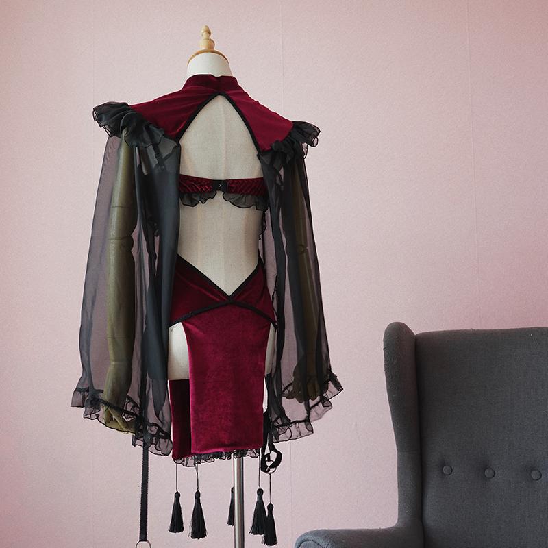 Retro Red Velvet Dark Magic Battle Suit Female Improved Cheongsam Sexy Hollow Back Strap Dress Witch Sexy Cosplay Game Costume