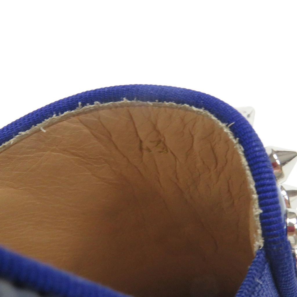 Makellose Christian Louboutin Low-Cut-Sneaker ROLLER BOAT mit Spikes und Nieten, Slipper, Blau, Gebraucht