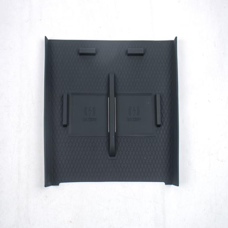 For BYD Leopard 8 FangChengBao 8 2024 2025 silicone Wireless charging silicone pads are non-slip and dirty Interior Accessories