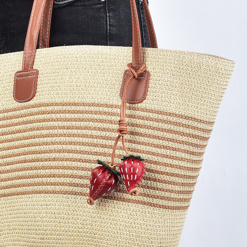 Leather Three-Color Three-Dimensional Strawberry Bag Pendant Woven Hand-Sewn Vegetable Tanned Leather Keychain Pendant