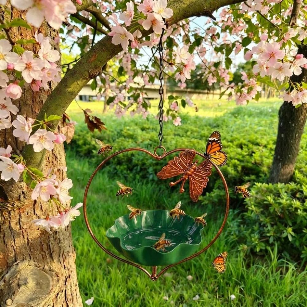 Wide-Mouth Heart Shape Bird Feeder Iron Art Retro Bird Bath Flower Bird Water Feeder Courtyard