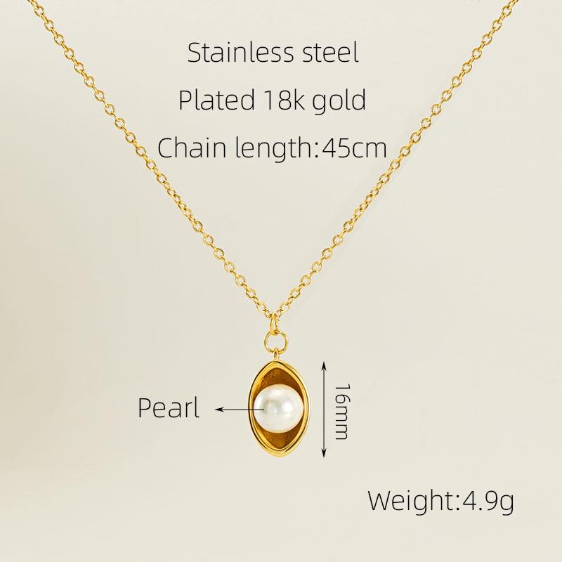 New Women's 18K Gold-Plated Pearl Necklace - Stainless Steel, Fashionable Titanium Clavicle Chain Design
