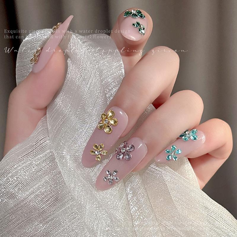 50 Stück Mehrfarbige Mini-Wassertropfen Zirkon Nail Art Strasssteine 3D Flachboden Kristallsteine Maniküre Dekoration