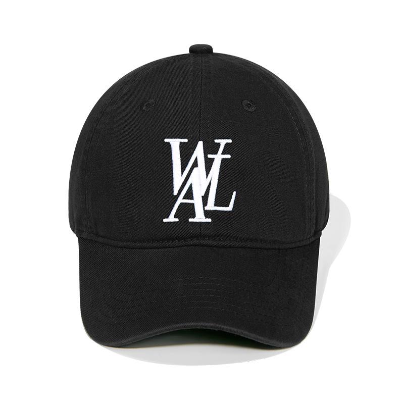 

Soft top baseball cap men s and women s fashion sun hat big head circumference showing face small embroidered cap Adjustable чорний