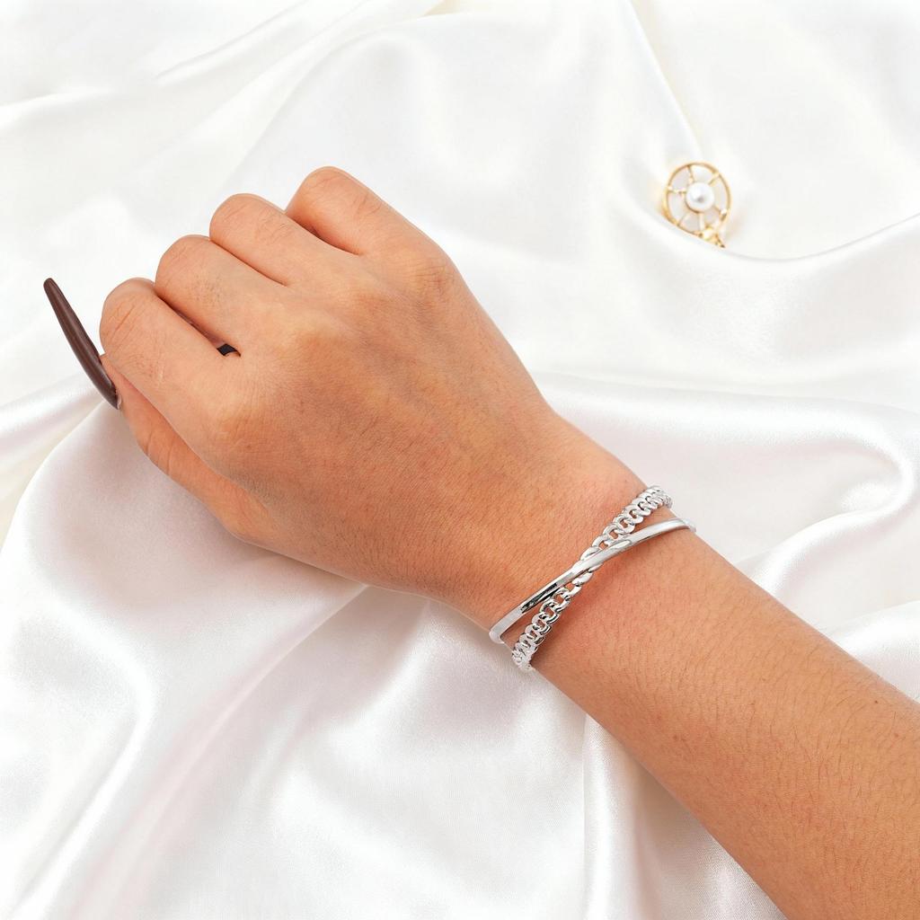 18K Gold Titanium Steel Geometric Pleated C-Shape Bracelet for Women