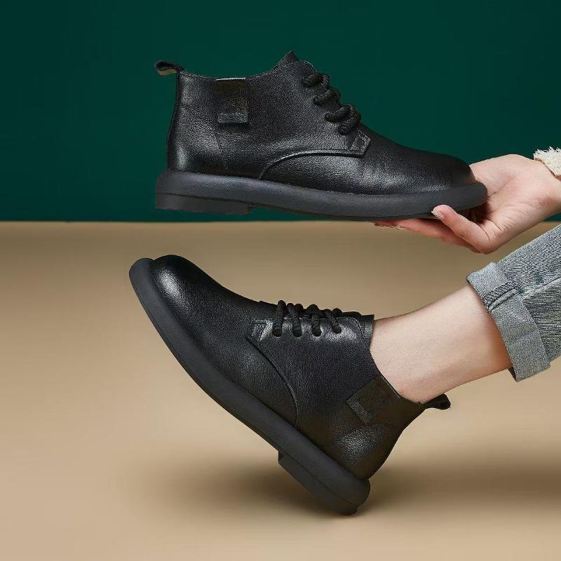 

Осенние женские ботинки Ботинки Мартин Четырехсезонные короткие ботинки Мягкая подошва Мягкая поверхность Нескользящие ретро средней высоты и старые ботинки на плоской подошве Женские 42 чёрный