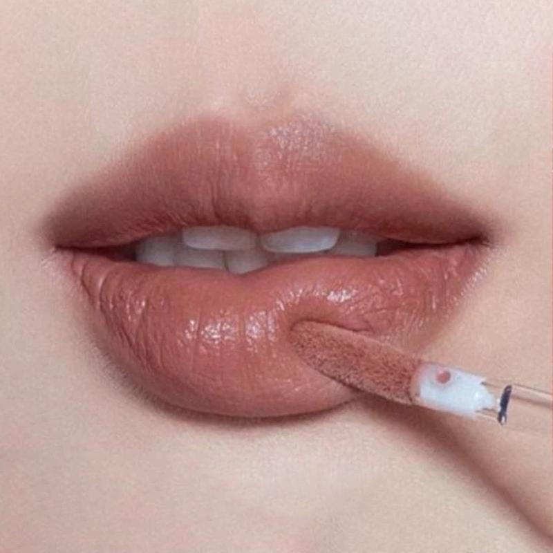 [TWO SLASH FOUR] Cloud Lip Chiller 4,3 g
