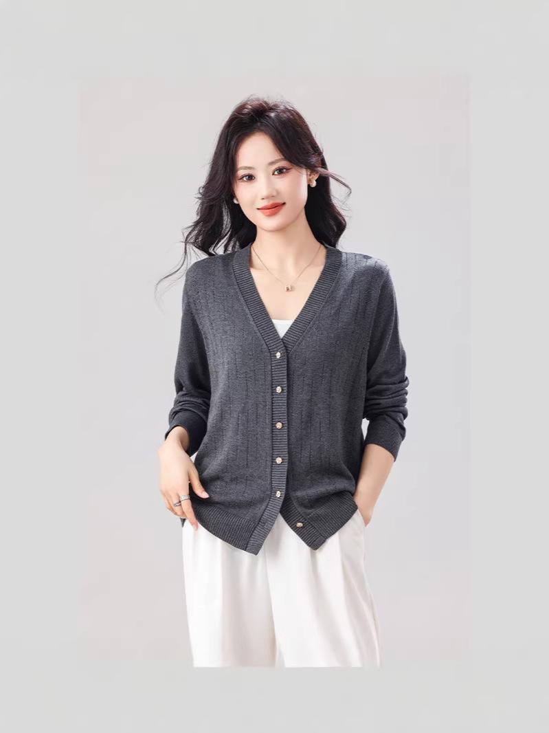 Plus Size Women s Knit Cardigan - Single-Breasted, Hollow-Out, Solid Color, Versatile for Spring/Autumn One Size