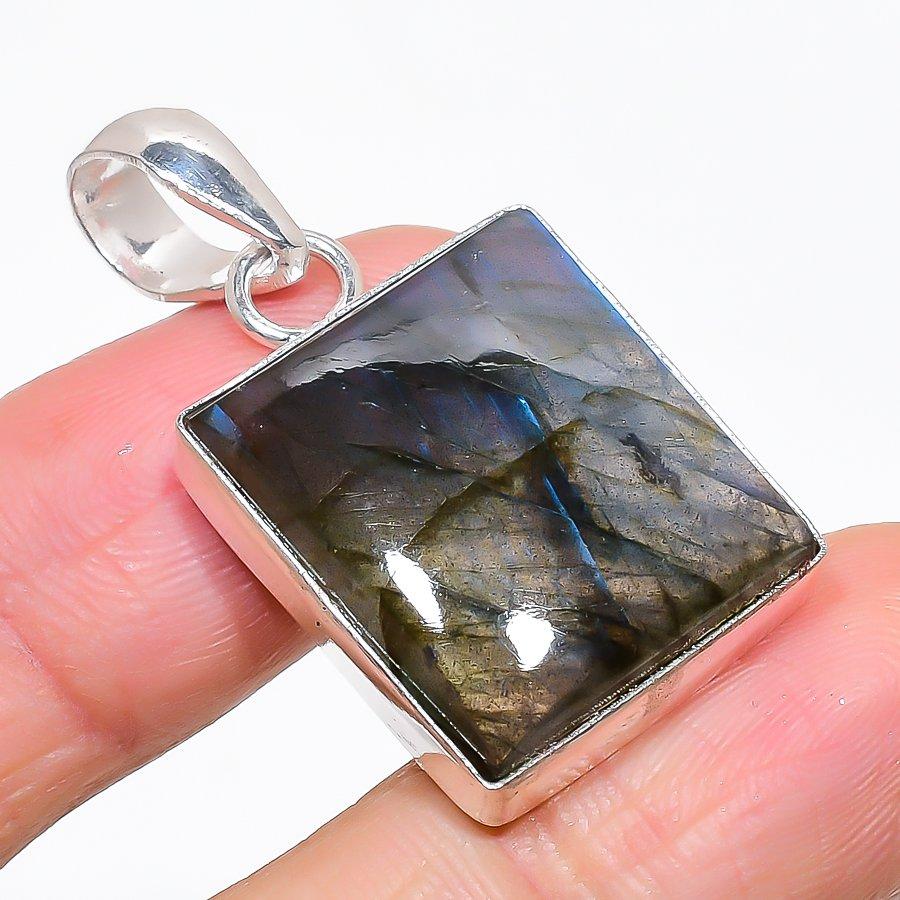 Labradorite Gemstone Handmade 925 Sterling Silver Jewelry Pendant 1.65" KJ-47