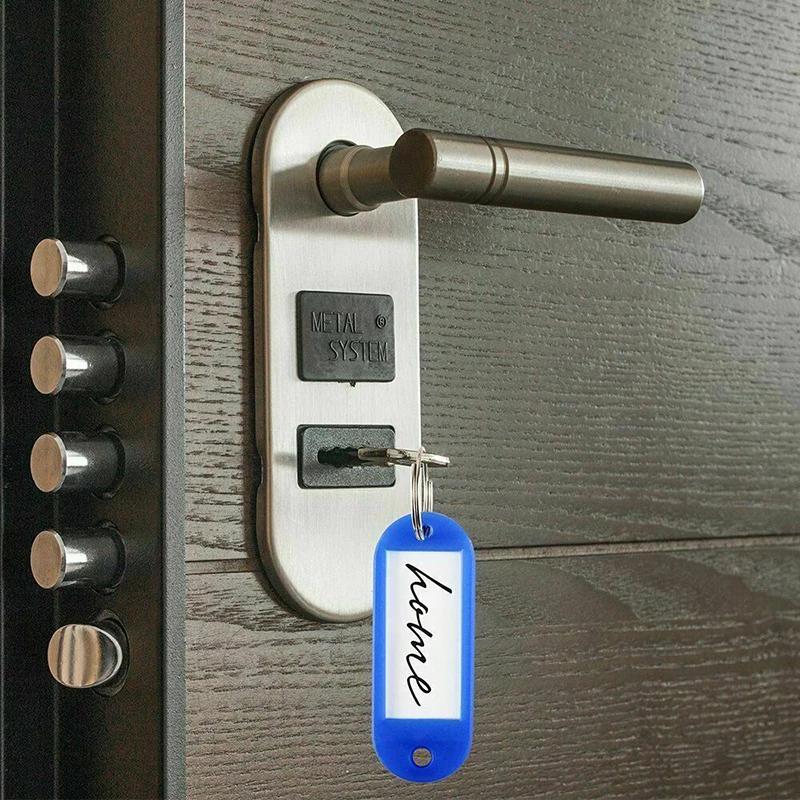 30Pcs Plastic Keychain Key Fobs Luggage Id Label Name Cards Tags with Split Ring for Baggage Key Chains Key Rings.