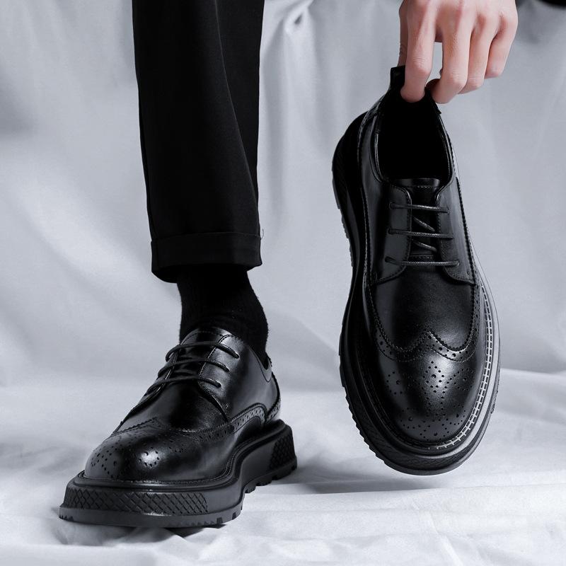 Platform men's carved leather shoes British style big head niche casual shoes popular tooling leather shoes men 4755-R