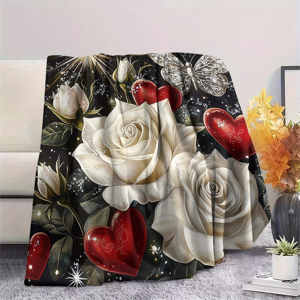 Flanelowy koc z nadrukiem czerwonych i białych róż, Wysoka jakość, Komfortowy na wszystkie pory roku, Wystrój domu, Ciepło i komfort, Idealny na prezenty świąteczne