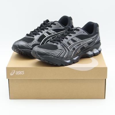 Încălțăminte unisex – Adidaşi