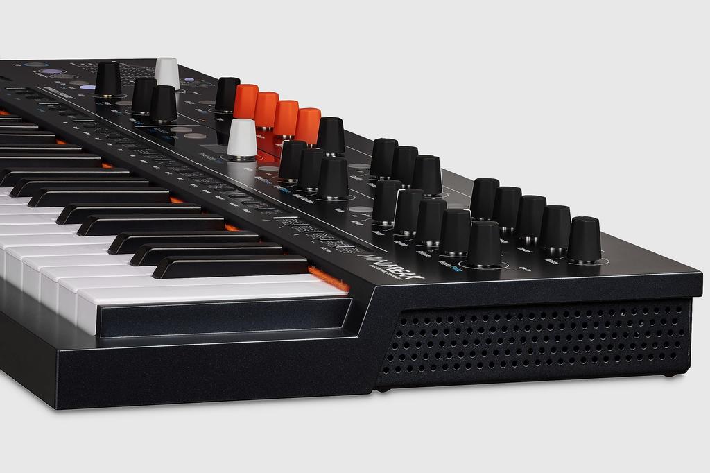 ARTURIA Polyphonic Hybrid Synthesizer MiniFreak