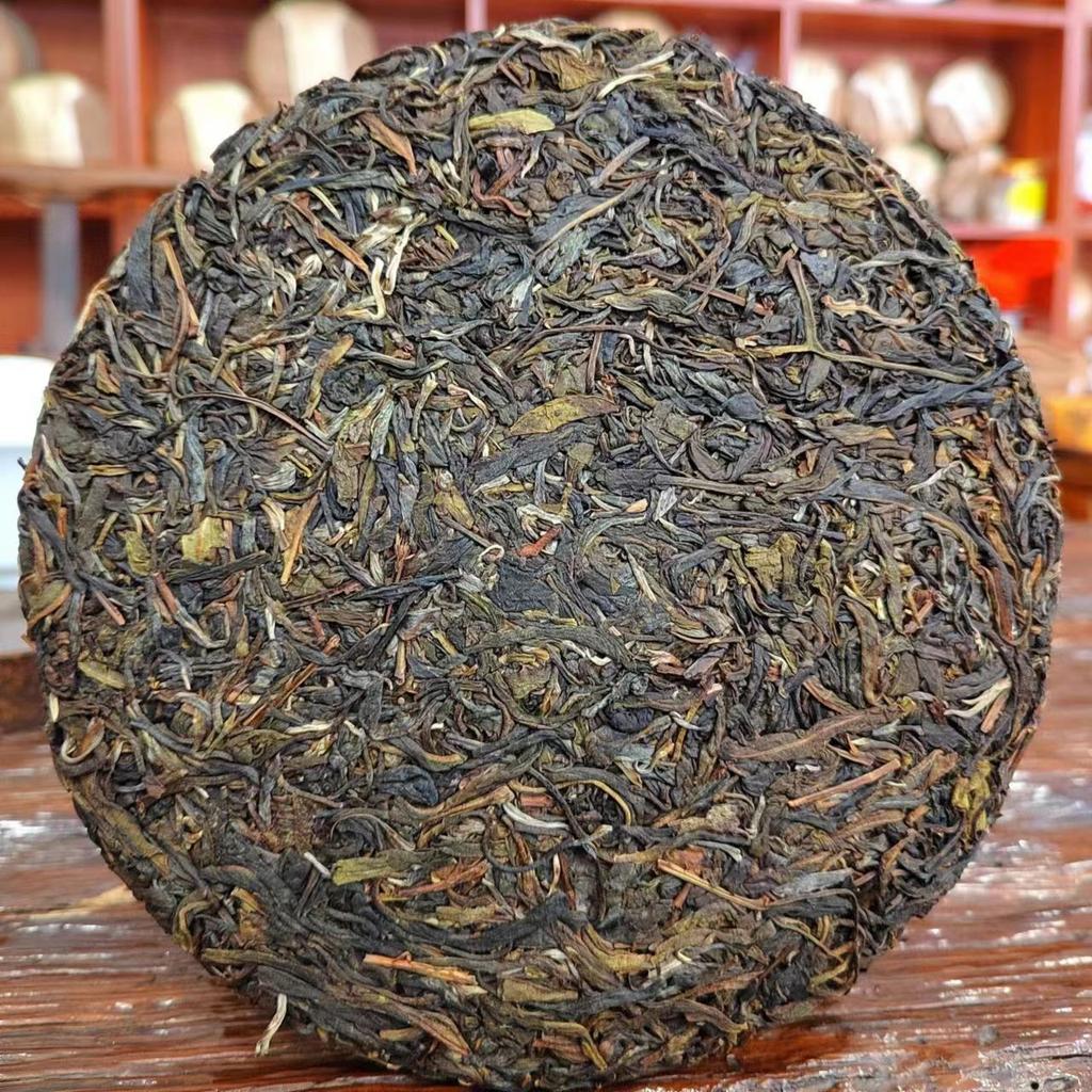 Myanmar Ancient Tree Raw Pu-erh Cake 357g - Wild Sheng Cha, Large Leaf