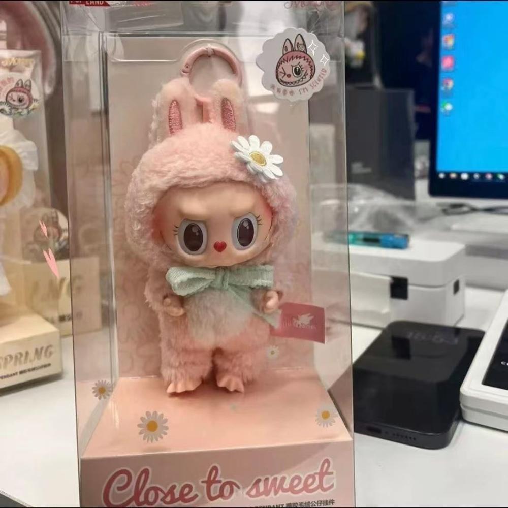 Portachiavi Carini Dolci MOKOKO Trendy Cool Popolari Amore di Mercato Sorella Ciondolo Bambola di Peluche Portachiavi in Vinile Morbido per Borsetta Zaino e Cartella Scolastica