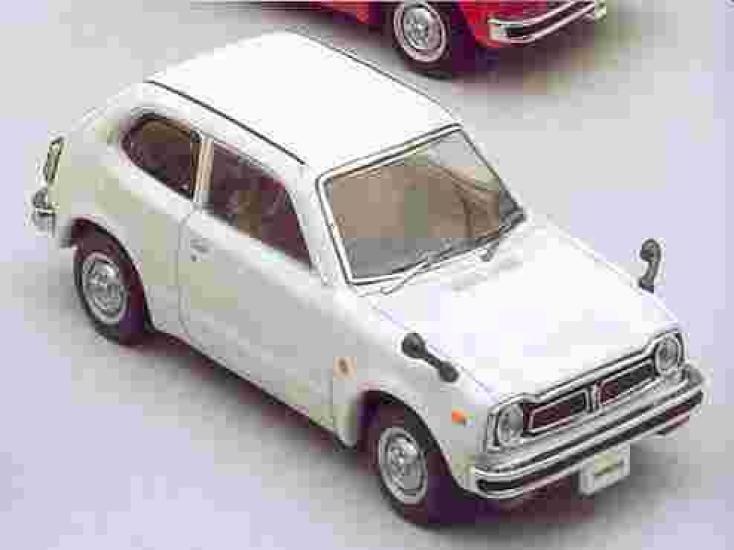 

Ebro 43297 Honda Civic GL 3 door white finished product 1/43