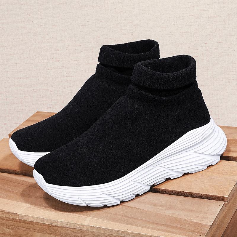New Socks and Shoes Autumn and Winter Woolen Lightweight Couple Shoes Heightening Sports and Leisure Shoes
