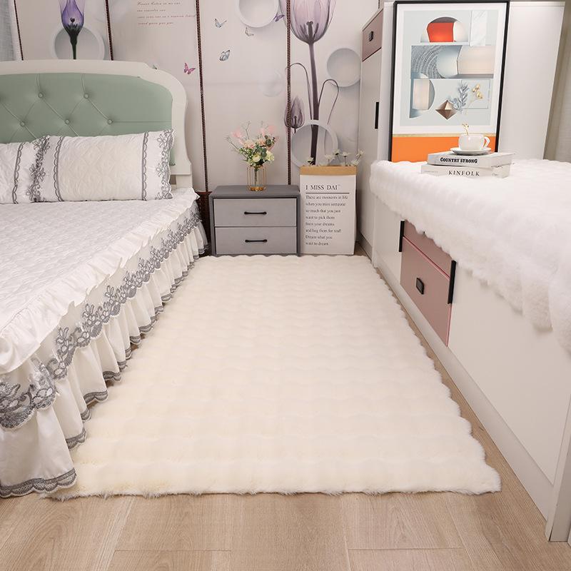 Cream Plush Carpet & Rug for Bedroom, Sofa, Bay Window, or Cloakroom