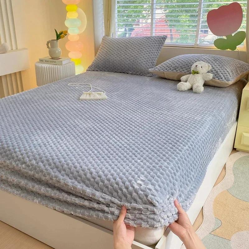 

Cartoon thickened bean fleece mattress printing winter warm fleece thickened protective cover brown cushion cover bedding 90x200x15cm 1pc сірий