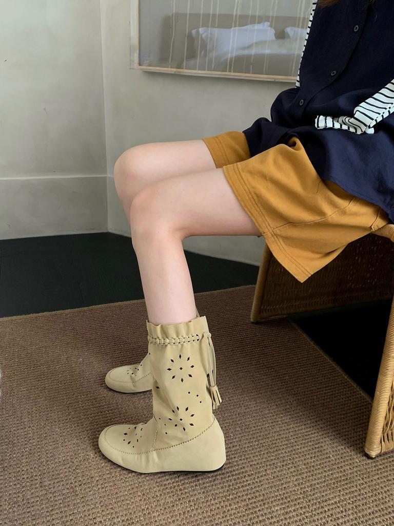New retro round head hollow breathable carved cool boots elastic cow suede western boots