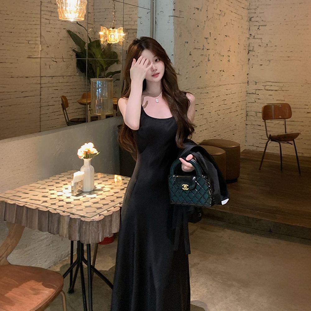 

Women s French-Style Elegant Spring 2026 Blazer & Camisole Skirt Set 2XL [Recommended 125-135 lbs]