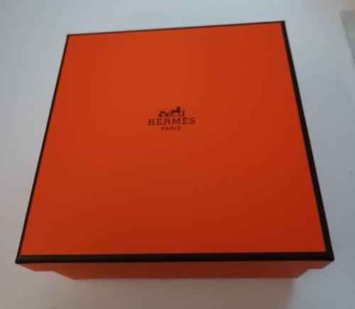 HERMES Paris Toucans Mug Cup Tableware 3.15 x 3.74 inch Japan Box Authentic