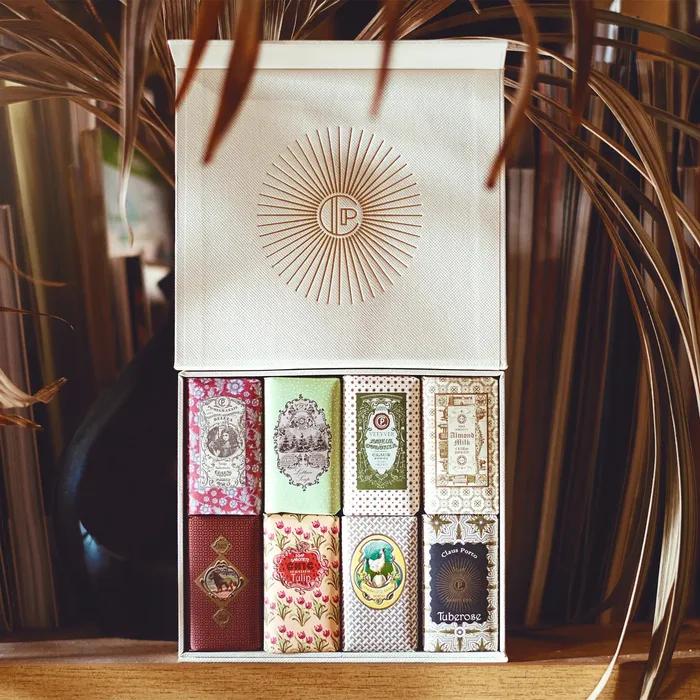 Classico Collection Mini Soap Gift Box 50gx8