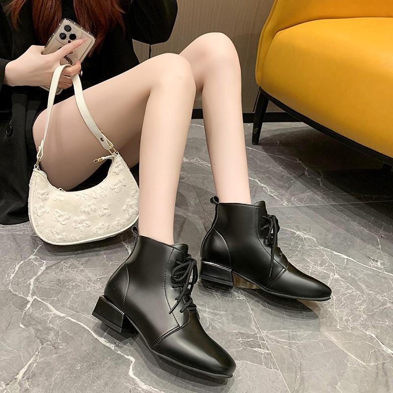 Европейские и американские черные одинарные ботинки женские новые осенне-зимние 2024 года — фото 4