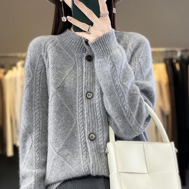 Women's Wool Knit Cardigan - Solid Color Single-Breasted Sweater for Autumn and Winter