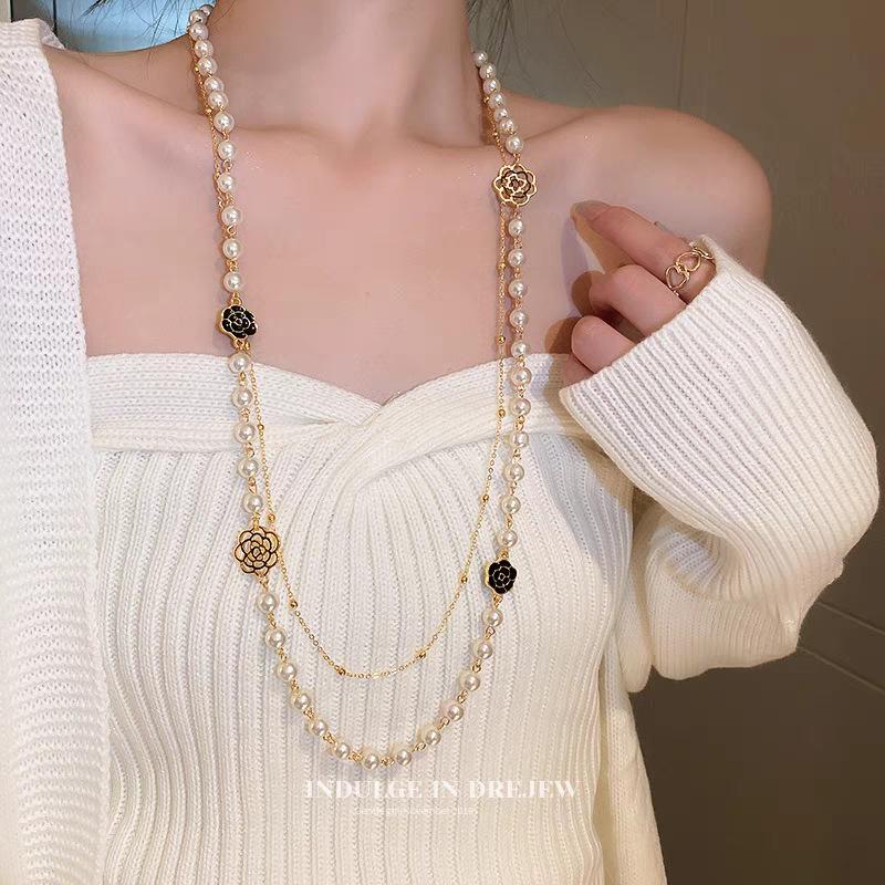 Women's Luxurious Layered Long Pearl Necklace - High-End Sweater Chain 2025 Design