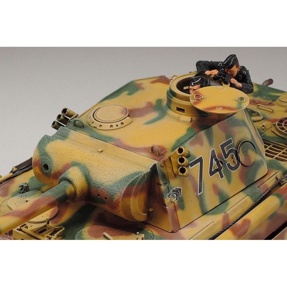 Tamiya 1/35 Military Miniature Series No.345 German Army Panther D Tank Model Kit