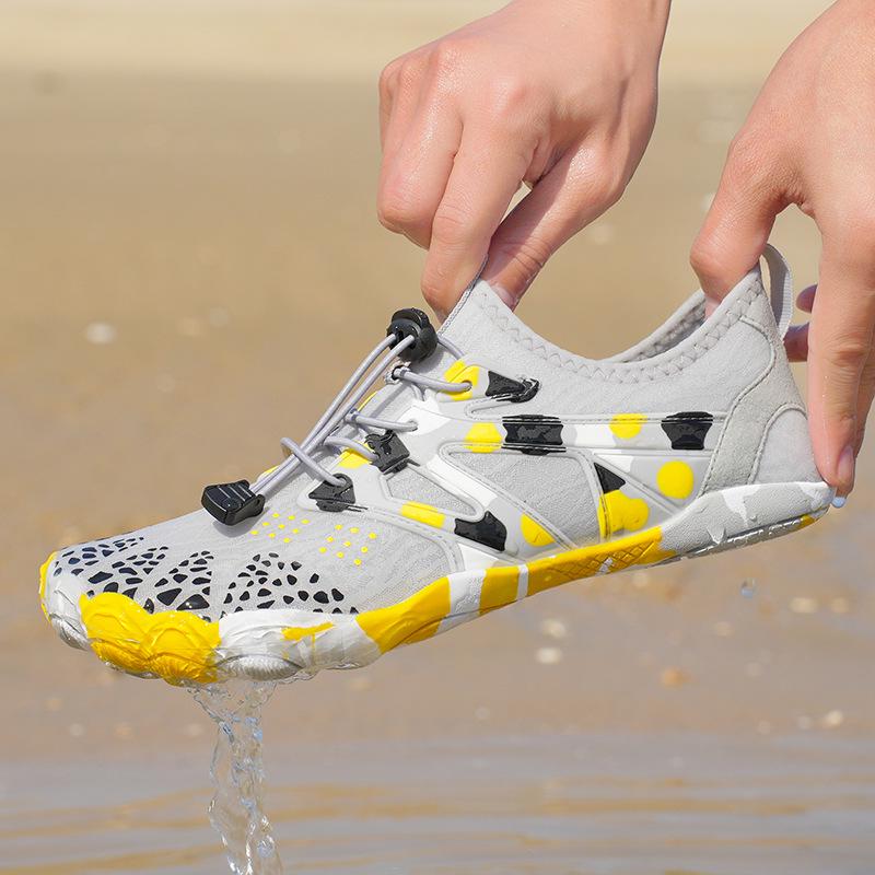 Men s & Women s Quick-Dry Lightweight Water Shoes for Outdoor Hiking & Swimming - Five-Finger Design 39