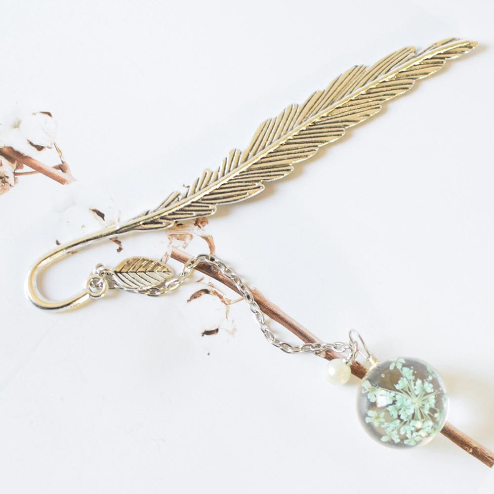 Feather Bookmark for Reading Crystal Pendant Bookmark Metal Book Mark Dried Flower Flower Specimens