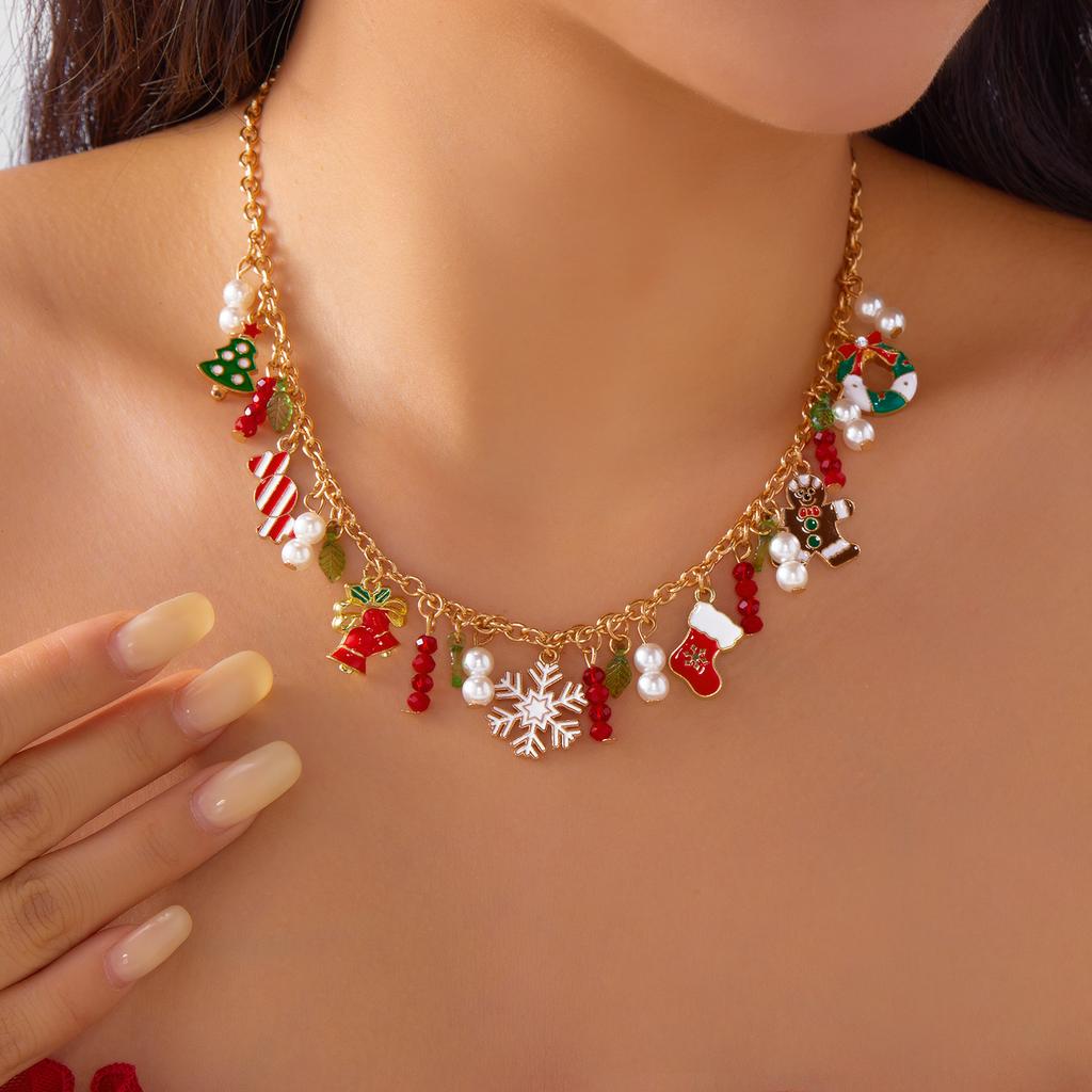 Christmas Snowflake Gingerbread Xmas Tree Pendant Necklace For Women Snowman Santa Claus Snowflake Beads Choker Party Jewelry