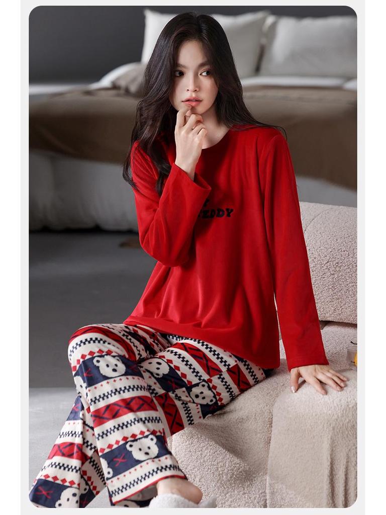 Women's Christmas Red Velvet Teddy Bear Pajamas - Warm, Breathable, Casual Coral Fleece Homewear for Autumn, Winter, Spring