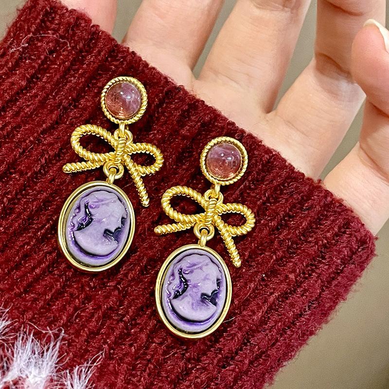 Fashion Classic Pink Color Crystal Enmale Earrings For Women Girls Exquisite Design Pendant Flower Ear Rings Jewelry Accessories