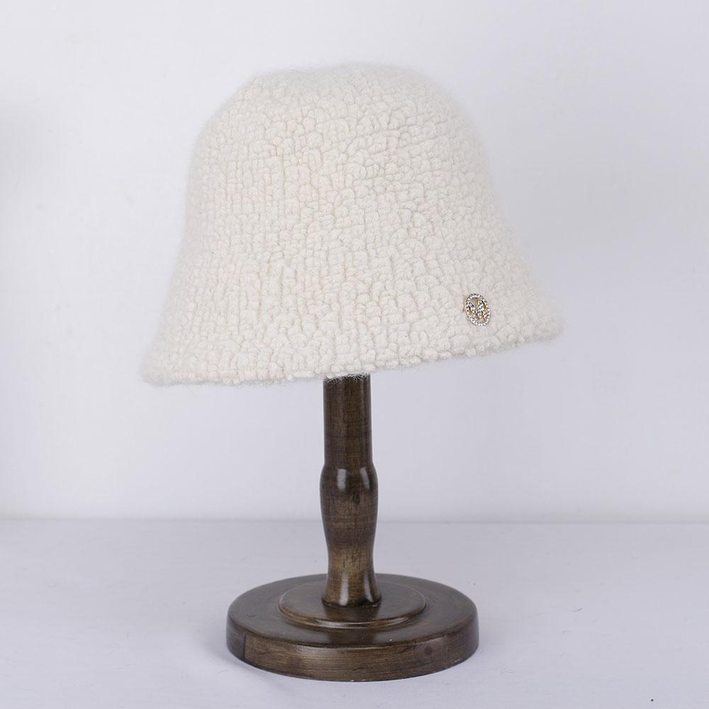 Hat Soft Women's Winter Bucket Hat Felt Lamb Wool for Girl Autumn and Winter Fashion Fur Panama Hip Hop Hat Off White Cap