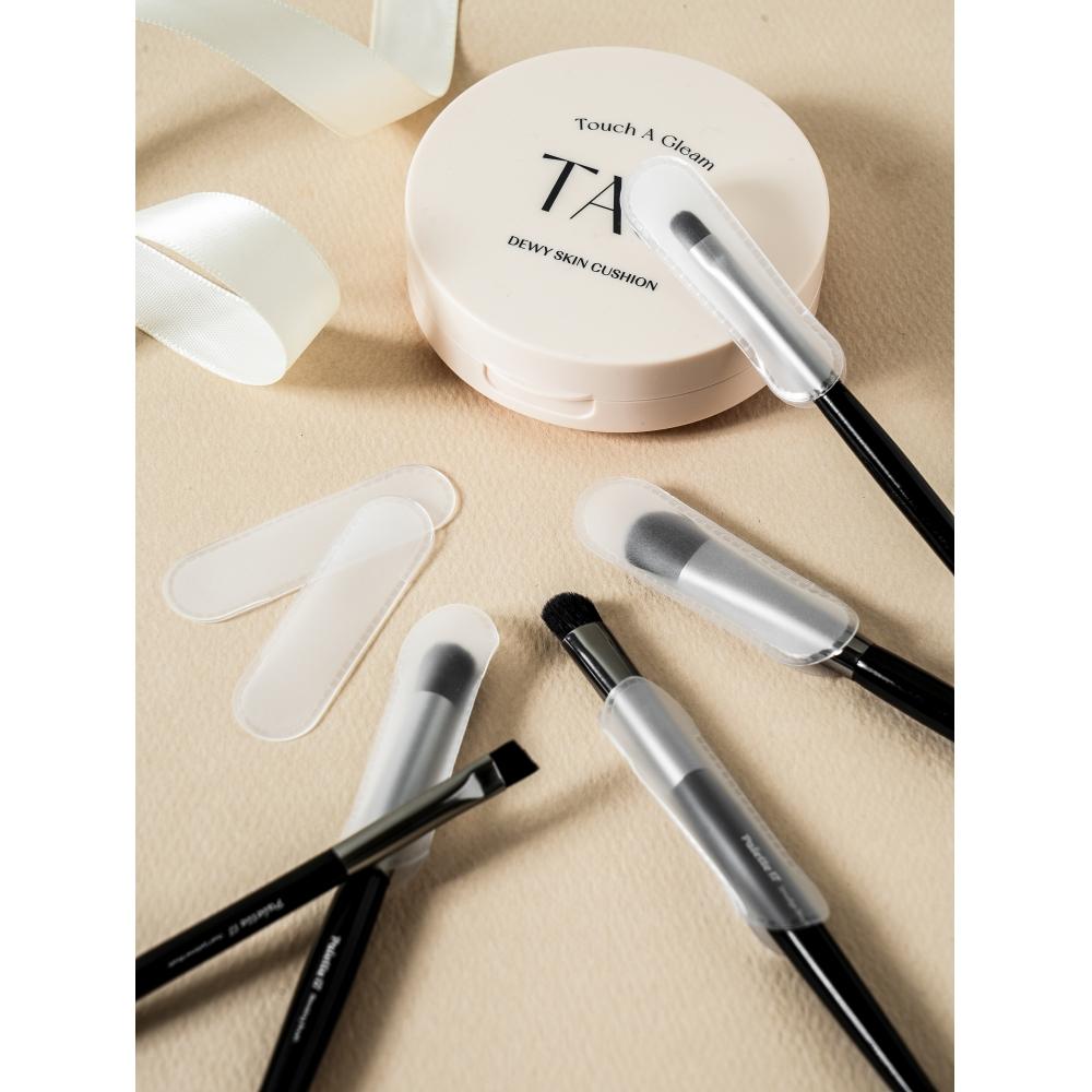 Daiso Palette 17 Eye Makeup Brush Set Of 5