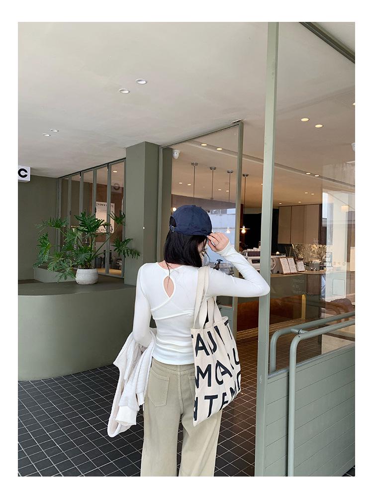 Elegant Slim Fit Long-Sleeve Round Neck T-Shirt for Women - Autumn/Winter Korean Style Base Layer