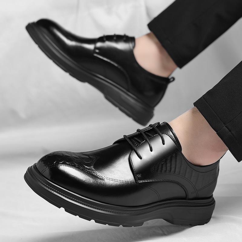 2025 Men's Leather Shoes: Autumn Soft Sole, British Style, Casual & Formal Wear, Ideal for Weddings and Business.